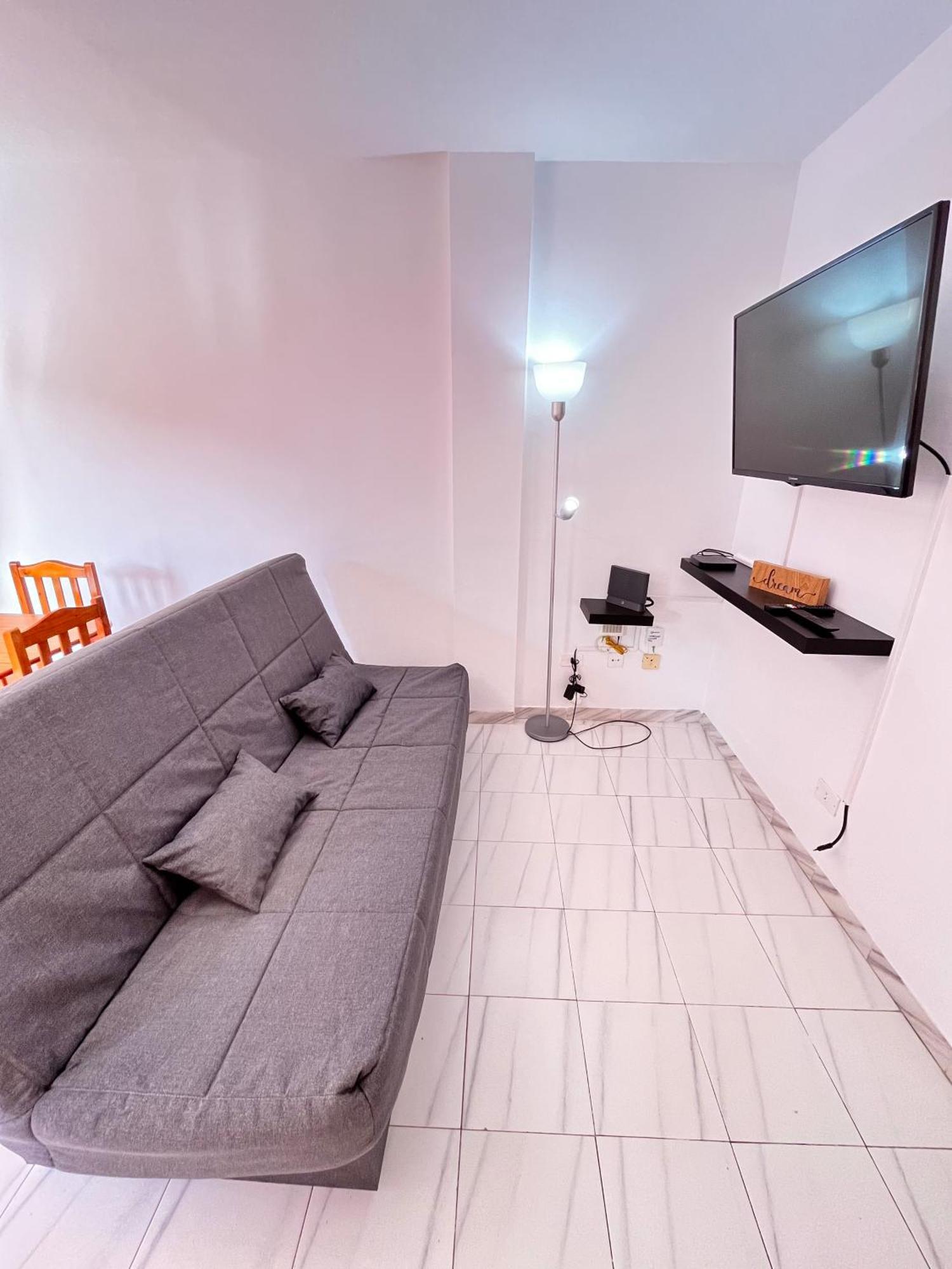 Apartment Brisa Marina En El Medano (Tenerife)